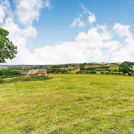 Surprise View * Glaisdale